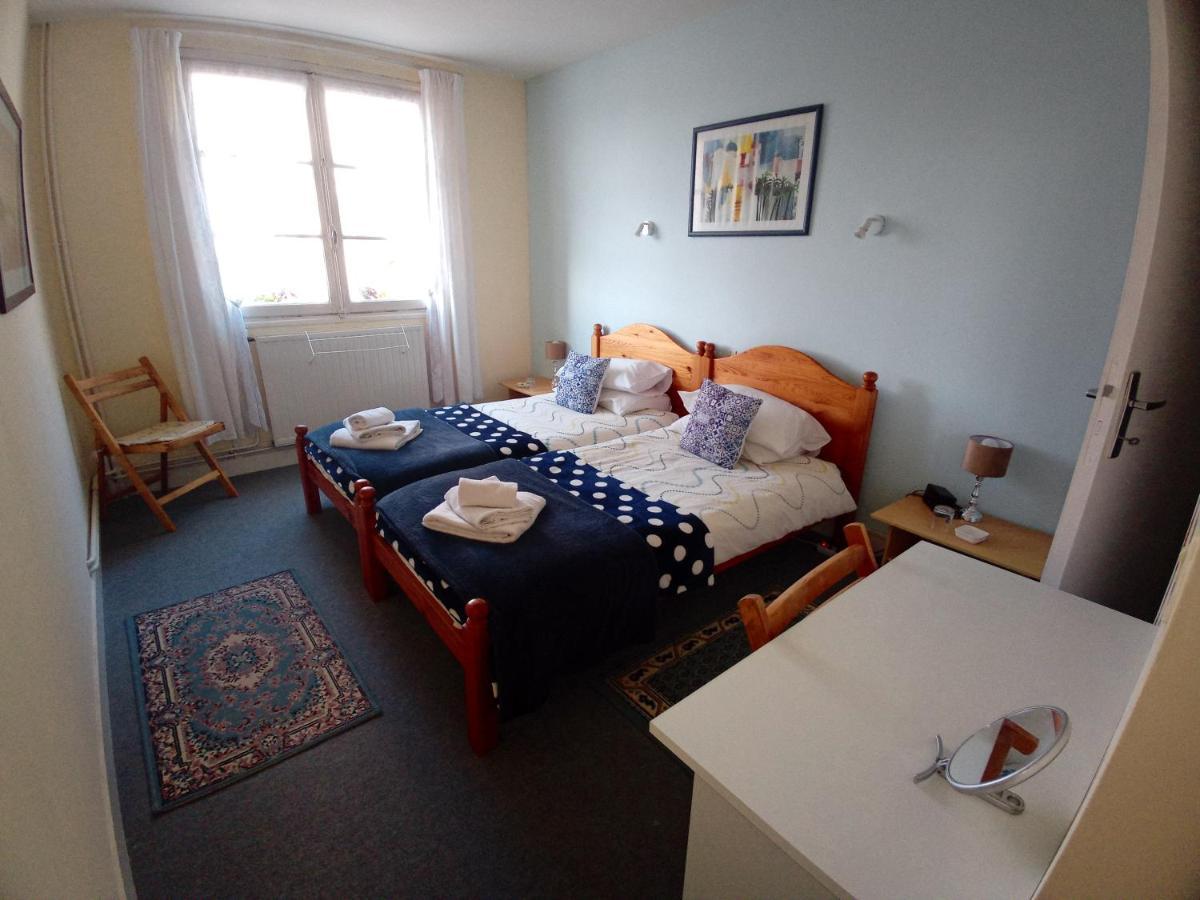 Juvigny-Val-d'Andaine Lenard Charles Bed & Breakfast מראה חיצוני תמונה