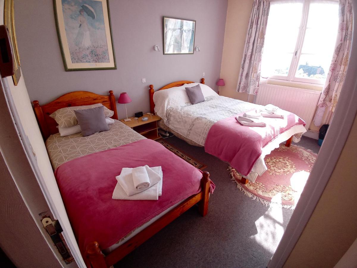 Juvigny-Val-d'Andaine Lenard Charles Bed & Breakfast מראה חיצוני תמונה